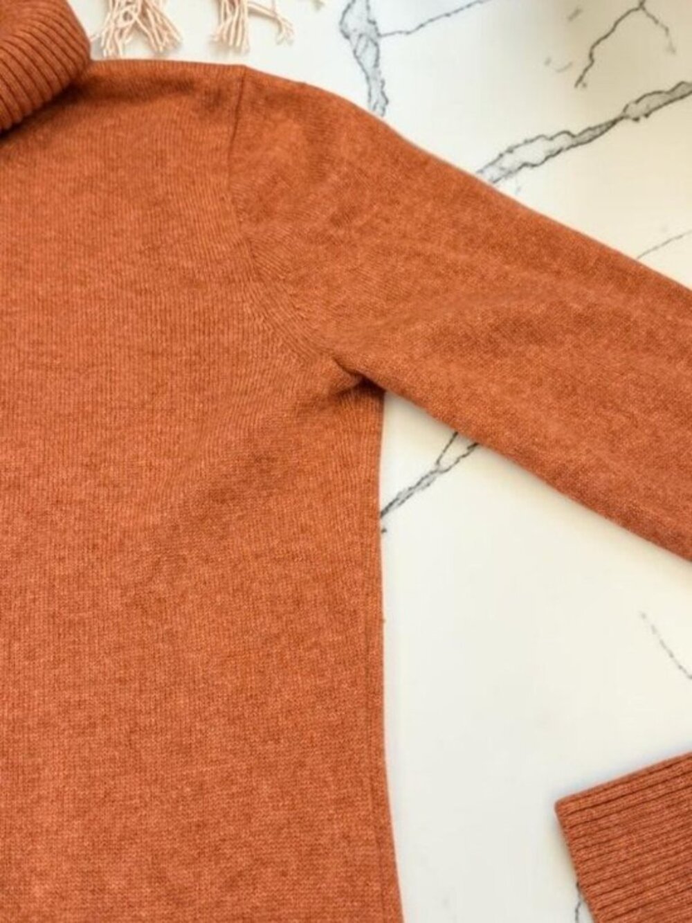 J. Crew Vintage 100% Cashmere Sweater Size Small Rust Burnt Orange Color - Picture 6 of 7
